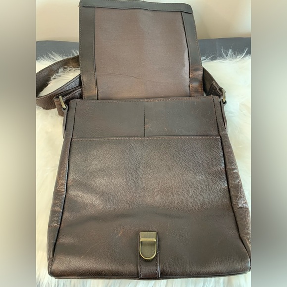Men's Brown Leather Crossbody Bag - Picture 4 of 14